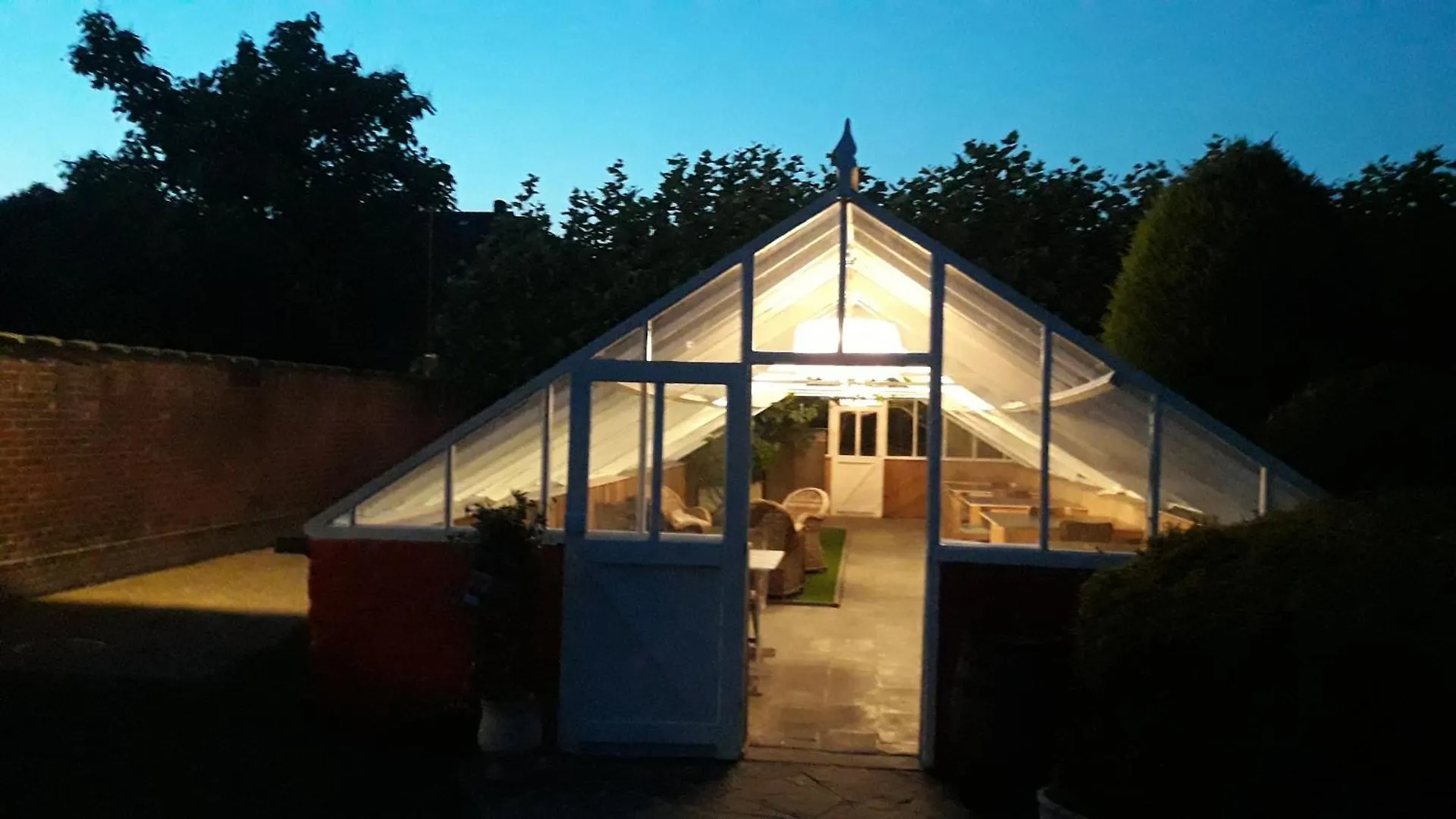 B&B Fine Fleur Μπριζ Bed and Breakfast